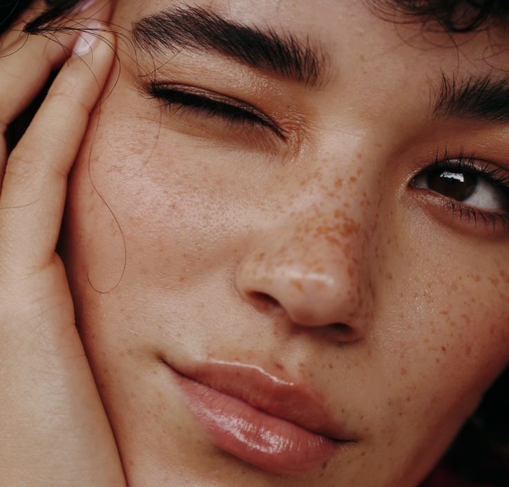 Laminacja brwi z farbką